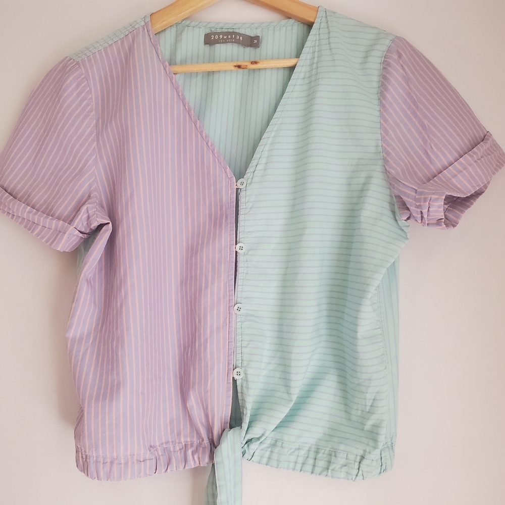 209 wst 38 Women's Medium Button Down Tie Top